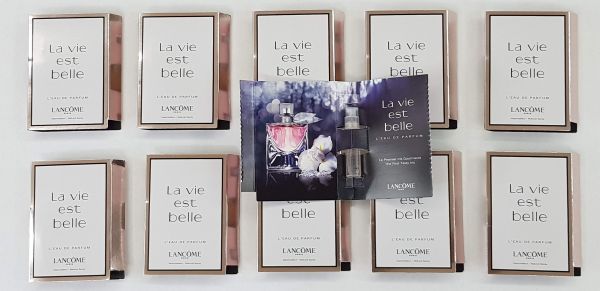 Kit 25 amostras de La vie est Belle cada 1,2ml total 30ml