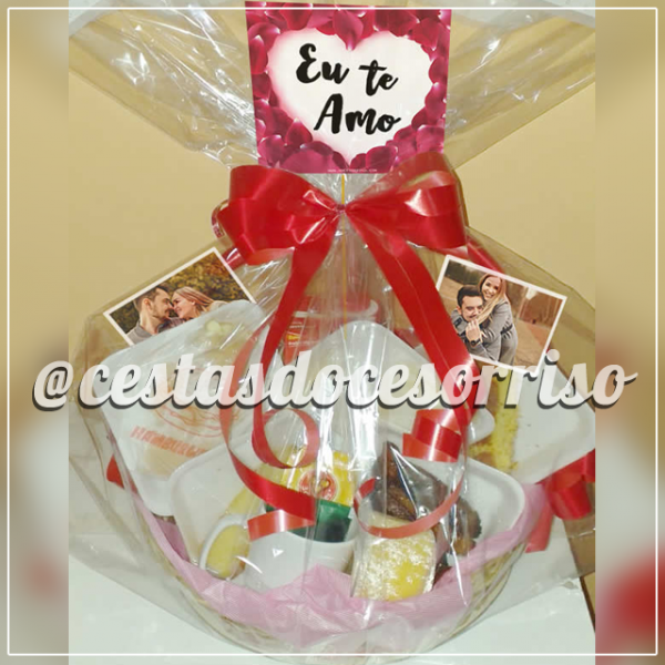-Cesta Regional Personalizada c/plaquinha (Aniversário ou Romântica)