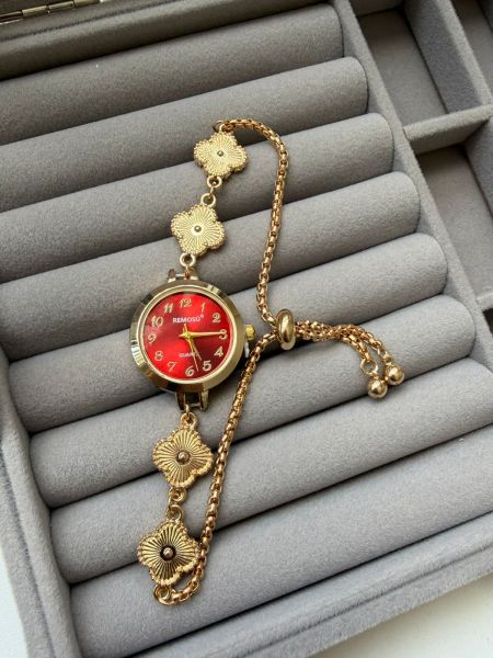 Relógio joia em formato de trevo