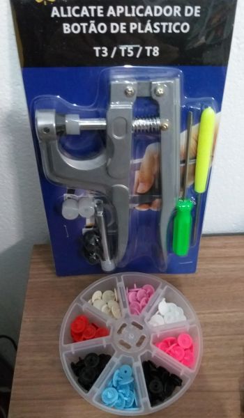 Maleta com Botoes Ritas sortidos Tam 12+ aplicador de botões