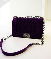 Bolsa clássica de veludo