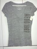 Camiseta P cinza com detalhe prateado