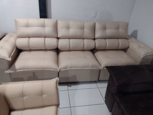 Sofá retrátil e reclinável 3 metros