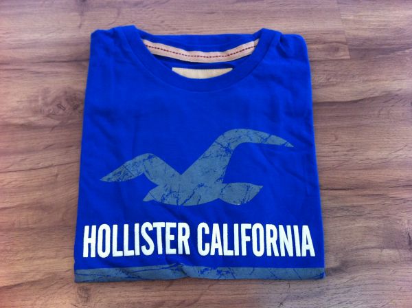 Camiseta HOLLISTER
