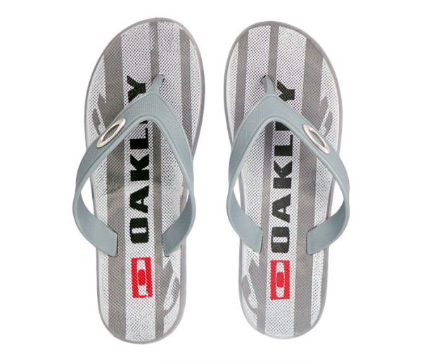 Chinelo Oakley Cinza 57