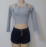 Cropped Ombro de Fora Manga Longa