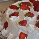 Bolo de Morango com Nata