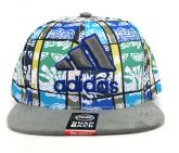 Boné Aba Reta Adidas Cinza e Listrado Azul e Verde