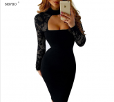 Vestido médio, com mangas compridas decotado