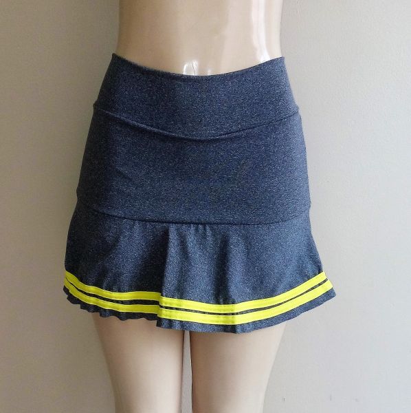 Short Saia com babado