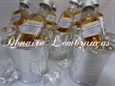Kit Mini Whisky Personalizado com balde e pedrinhas de acrílico que imitam gelo