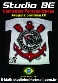 Camiseta com Brasão do Corinthians