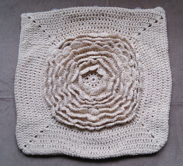 Capa Almofada Flor 1