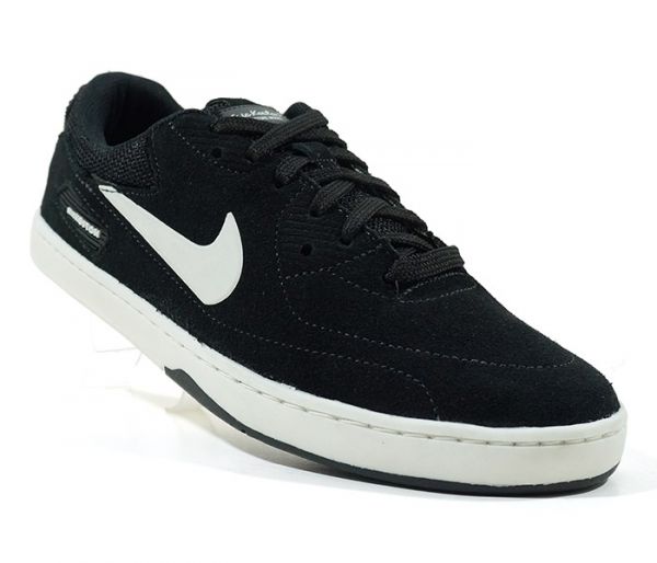 Tênis Nike SB Eric Koston Couro Preto e Branco