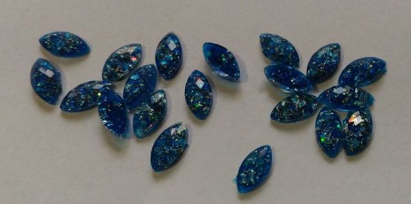 Navete luxo azul com glitter 4x8mm