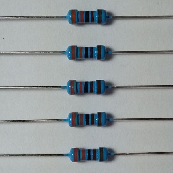 Resistor 3K3