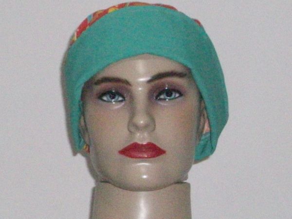 Toca cirúrgica modelo Erika em tecido tricoline - com elástico.
