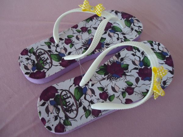 Chinelo Estampado com laço