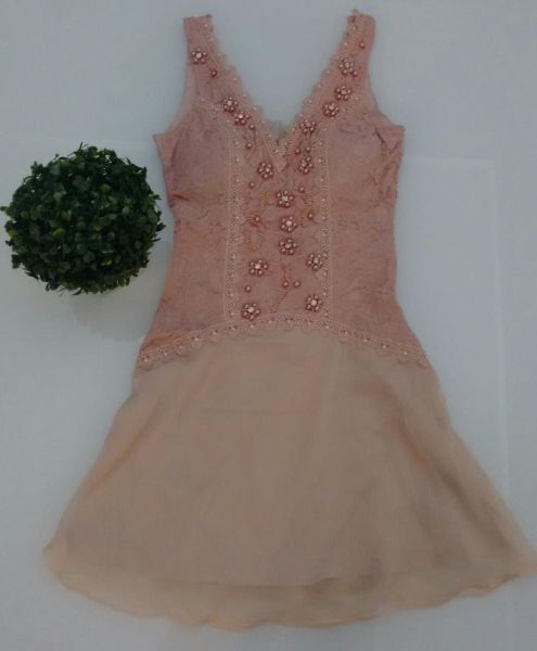 VESTIDO RENDA