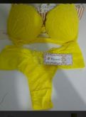 Amarelo renda