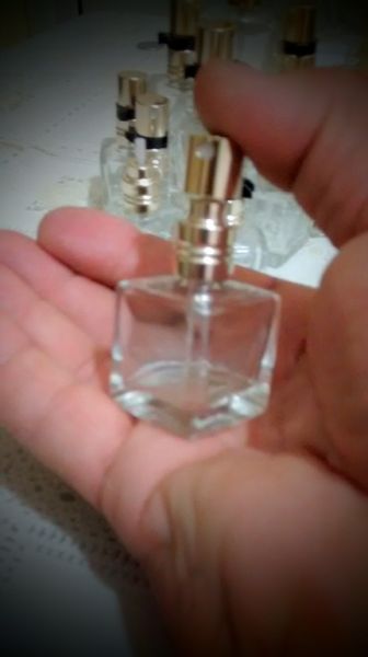 1 Mini Frasco De Perfume De Luxe Vidro 10ml