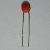 capacitor cerâmico 1n5 x 50V (152)