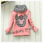 Blusa Minie com gola dobrável