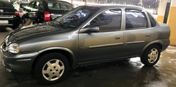 Corsa Sedan 1.0 2001