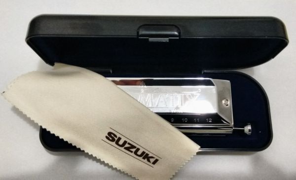 GAITA SUZUKI CHROMATIX SCX 48 VOZES AFINAÇÃO EM DÓ (C)