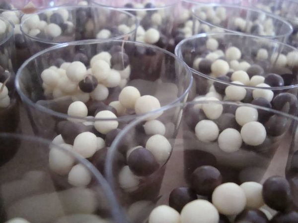 COPINHO COM BRIGADEIRO DE COLHER
