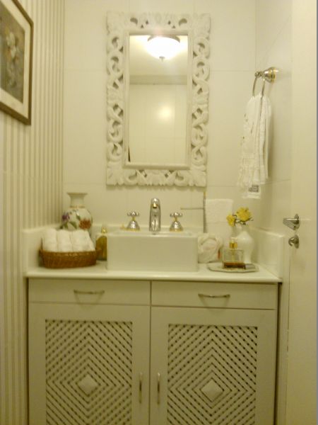 Armario do banheiro lavabo