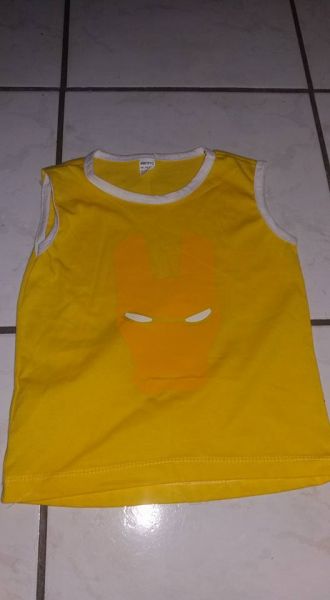 Camiseta Nova M para criança de 3 a 4 anos Homem de Ferro