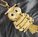 Colar  coruja  novo  ouro velho