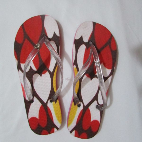 chinelo strass com estampa