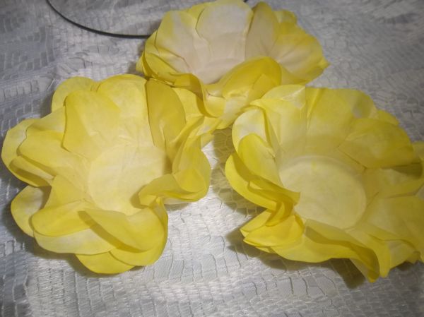 Kit Forminhas Florzinha Amarela 001- 100 unidades