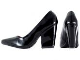 SCARPIN PRETO VERNIZ