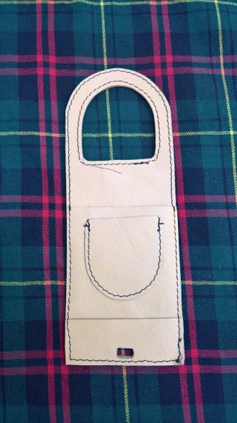 Suporte para dar carga no celular