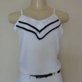 CAMISETA BABADO COM ALÇAS REGULÁVEIS