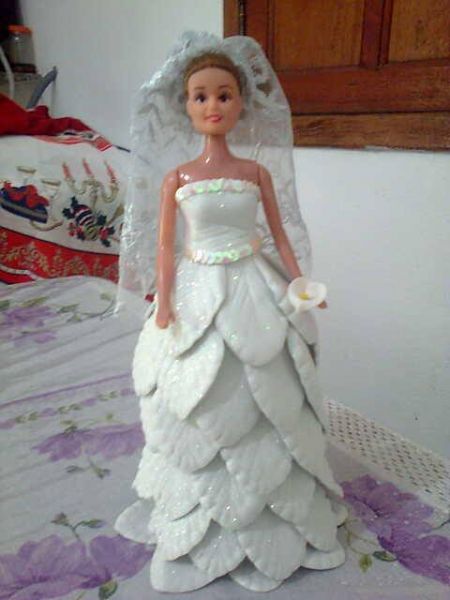 Noiva com vestido em E.V.A