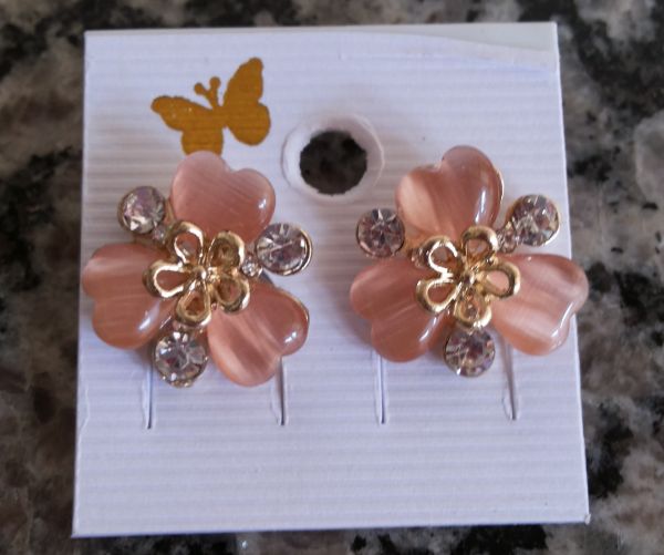 Brinco flor rosa