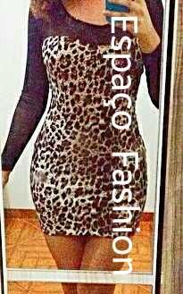 Vestido em Tule nas costas e mangas, Estampa de Oncinha