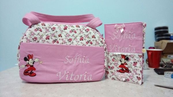 Kit Bolsa M + Capa Caderneta Vacinação