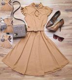 Vestido Bege de crepe de malha M(com cinto)