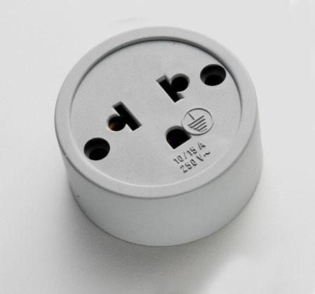 TOMADA EXTERNA 1 SAÍDA 2P+T 10/15A COLOR REF MCB2706