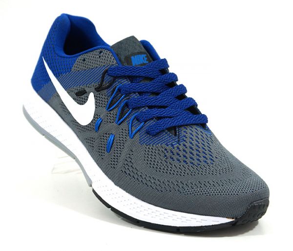 Tênis Nike Flyknit Max
