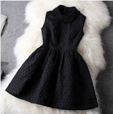 vestido texturizado bordado com perólas