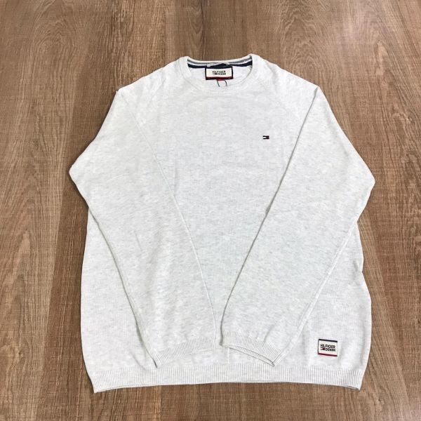 Sueter Tommy Hilfiger      Marca: Tommy Hilfiger     REF. ST52