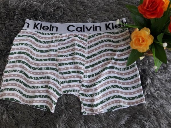 Cueca Box Ck Listras verdes. Ref: Ck16