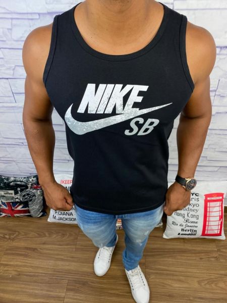 Regata Nike - Preta Marca: Nike REF. DSD99