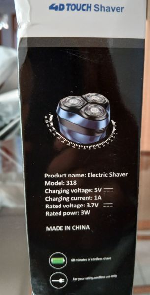 BARBEADOR ELÉTRICO 4D TOUCHSHAVER